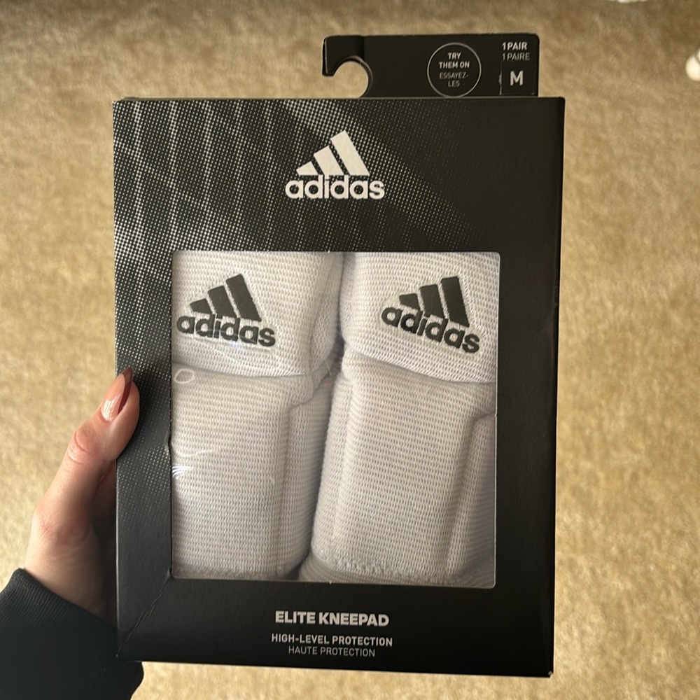 Adidas New White Kneepads, Size M